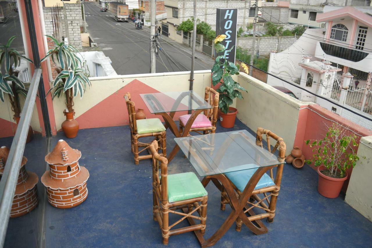 Hostal Sendero De Volcanes Latacunga Exterior photo